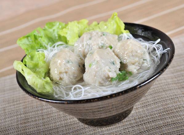 Dace Fish Ball Noodle in Soup 鯪魚球麵